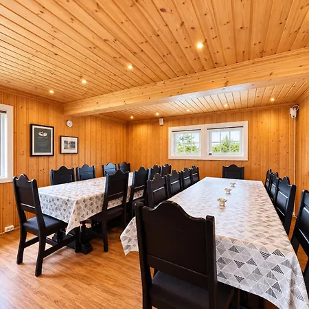 Red Cross Cabin, Spacious Mountain