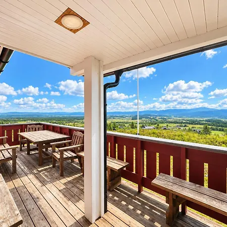 Red Cross Cabin, Spacious Mountain Semesterbostad Gol
