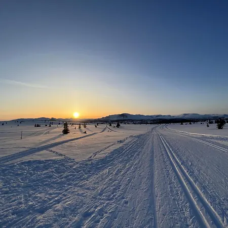 Red Cross Cabin, Spacious Mountain בית נופש גול