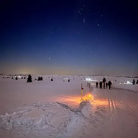 Red Cross Cabin, Spacious Mountain בית נופש