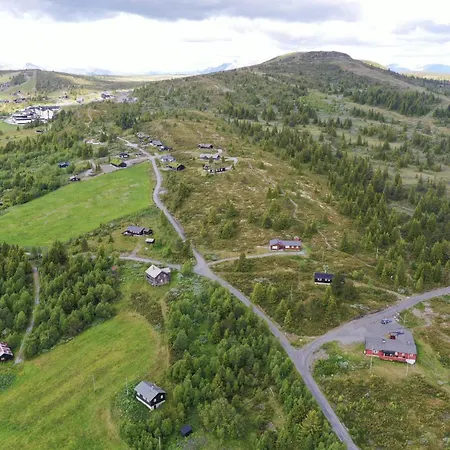 בית נופש Red Cross Cabin, Spacious Mountain *
