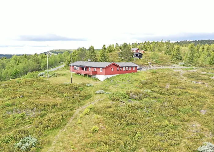 Red Cross Cabin, Spacious Mountain Feriehus *