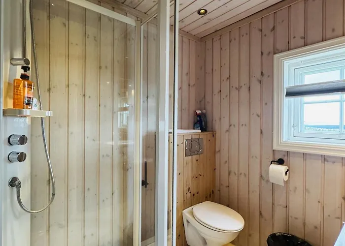 Red Cross Cabin, Spacious Mountain Feriehus