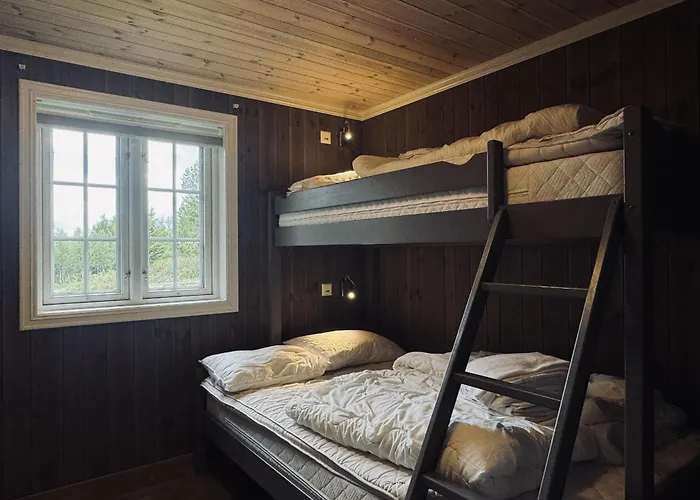 Red Cross Cabin, Spacious Mountain Feriehus *