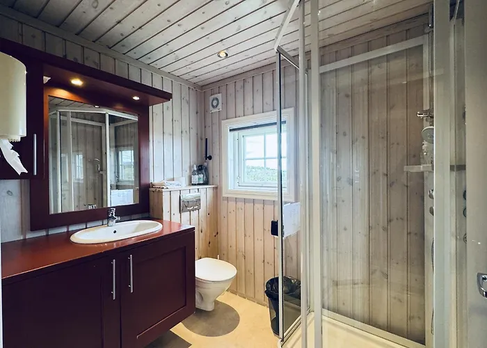 Red Cross Cabin, Spacious Mountain Feriehus *